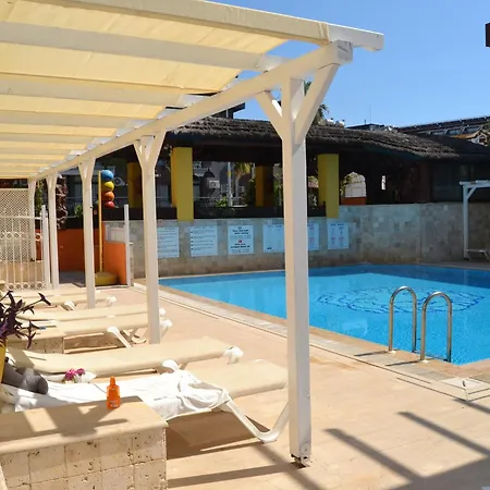 Aparthotel Safari Side