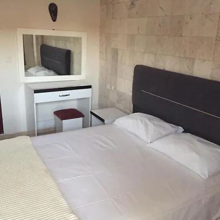 Aparthotel Safari *