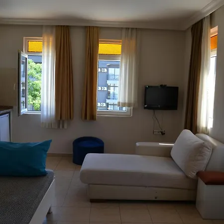 Safari Aparthotel